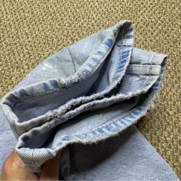 Zara Light Wash Distressed High waisted Straight Leg  Denim Jeans Size 31 - Picture 14 of 15